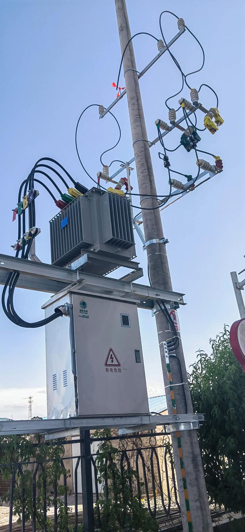 城市電力脈絡(luò) 從戶外變壓器到配電箱的實(shí)地觀察